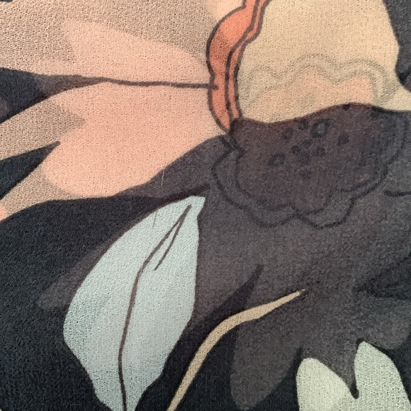 LOFT sheer blouse S - Picture 3 of 4